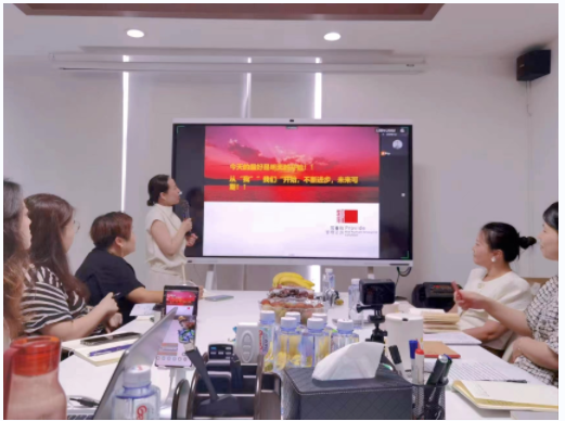 热烈庆祝写春秋携手曼奇首饰成功举办人力资源管理咨询项目结案会!(图1) 1653622785(1).jpg